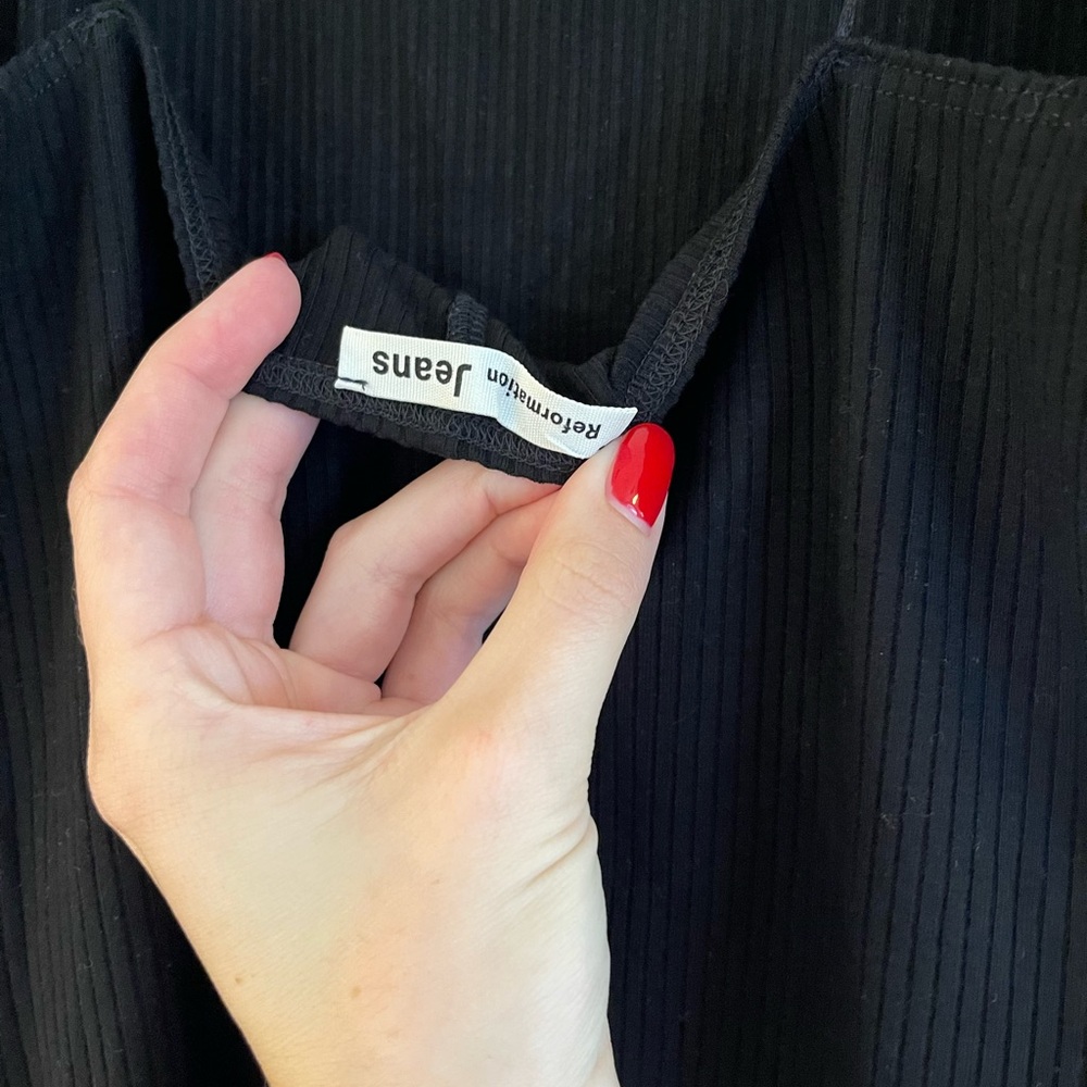 Sleek Sexy Reformation Black Ribbed fitted Midi Dress with thin spaghetti straps - Picture 12 of 15
